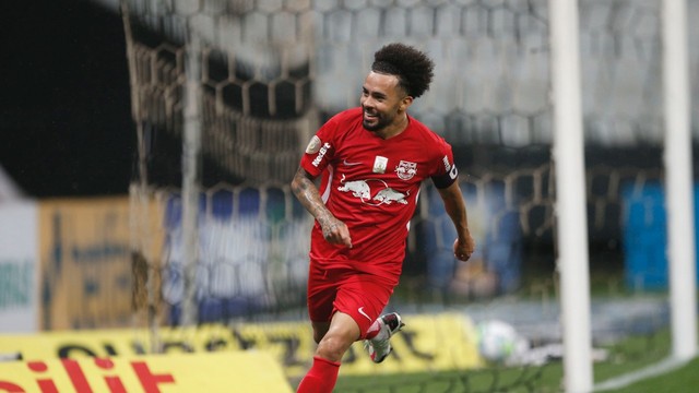 Claudinho comanda vitória sobre o Corinthians e Bragantino ...