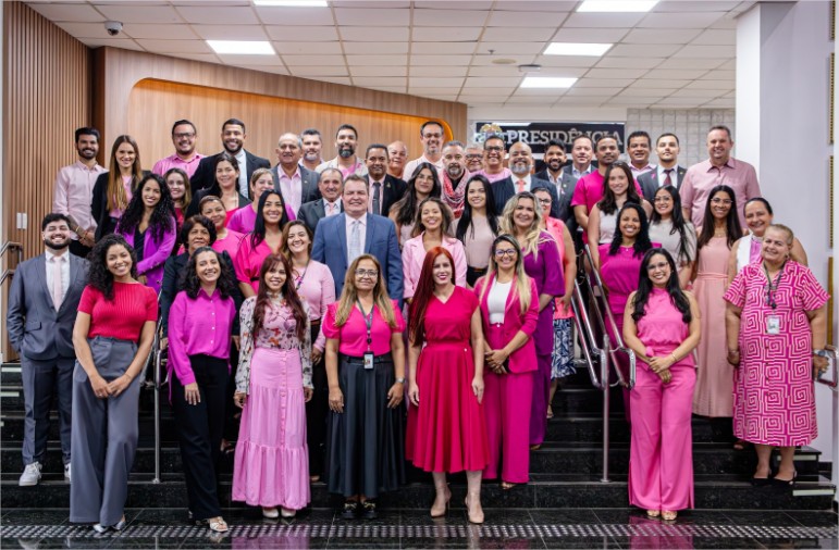Presidente da ALMT, Max Russi, adere à campanha Outubro Rosa