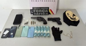 Cavalaria da PM apreende adolescente com diversas passagens criminais, drogas e simulacro de arma