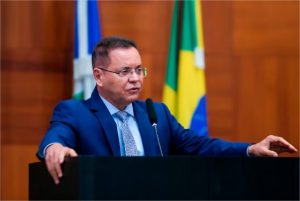 Botelho diz que plenário deve votar pela derrubada de veto do governador a reajuste do TJ